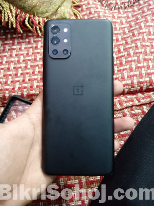 OnePlus 9r 12 . 256